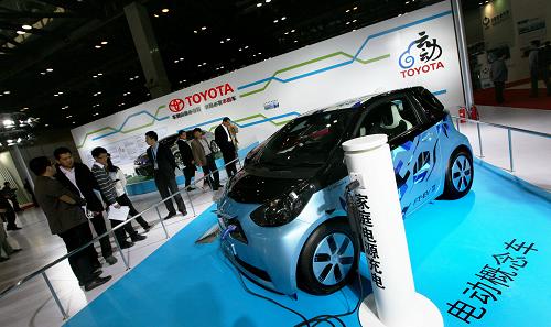 2013中国国际汽车新能源及技术应用展览会开幕 新能源技术引领未来